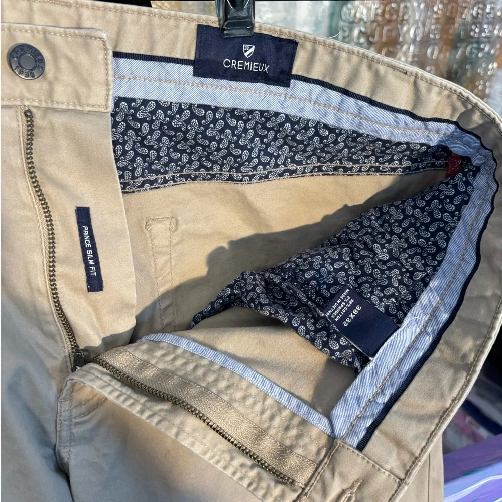 Daniel Cremieux stylish slim